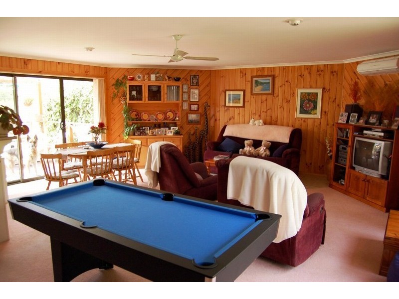 123 Charles Street, Squeaking Point TAS 7307