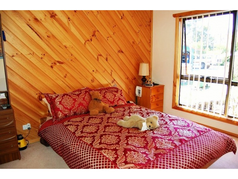 123 Charles Street, Squeaking Point TAS 7307
