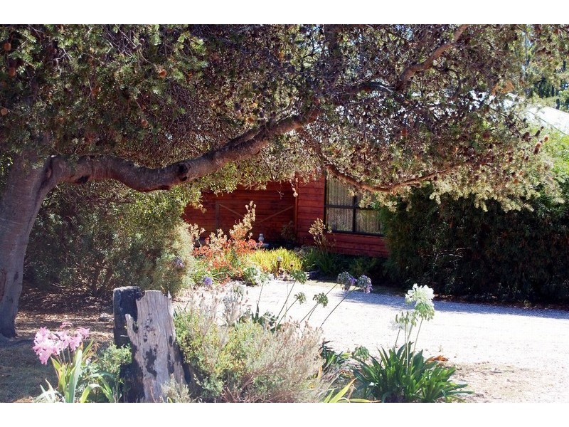123 Charles Street, Squeaking Point TAS 7307