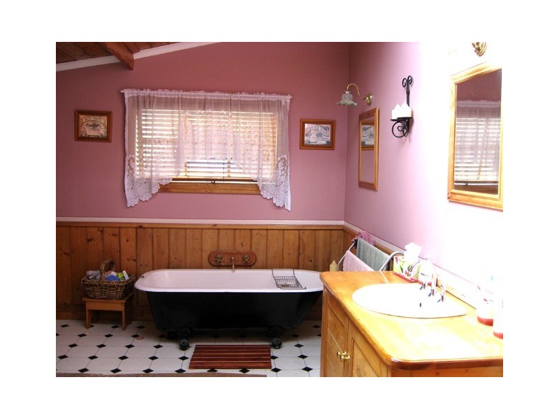 80 Steele Street, Devonport TAS 7310