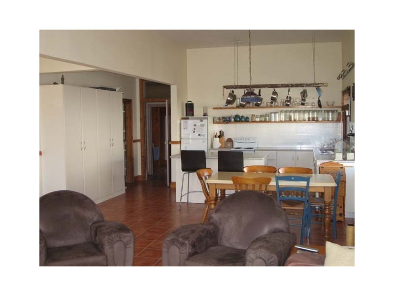 9 Henry Street, Devonport TAS 7310