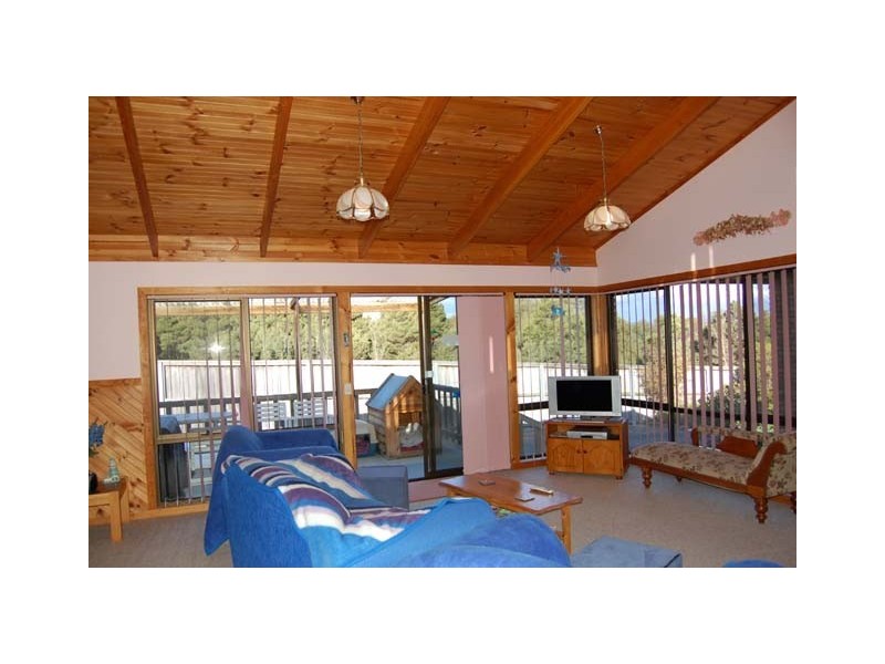 5 Dumbleton Street, Hawley Beach TAS 7307