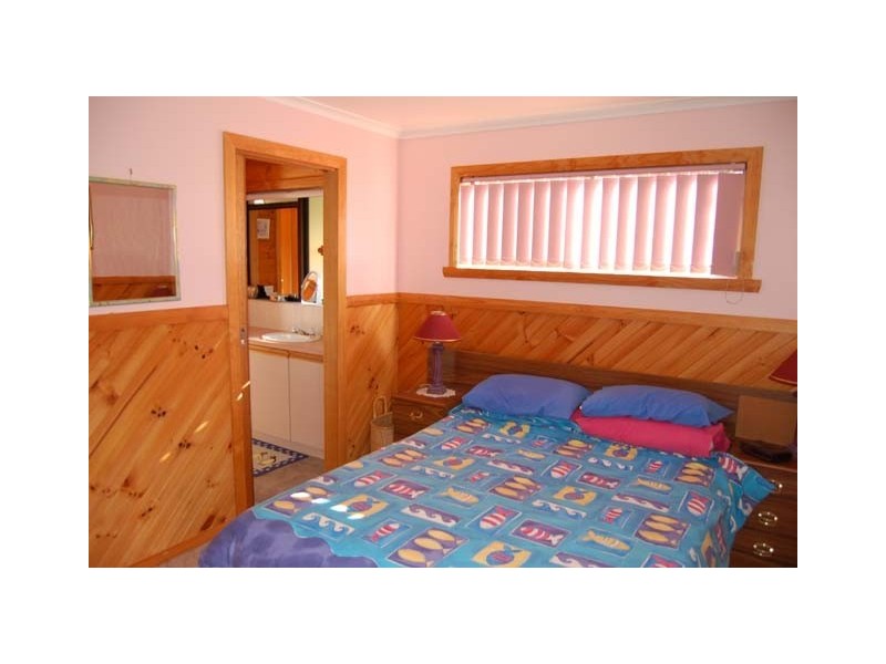 5 Dumbleton Street, Hawley Beach TAS 7307