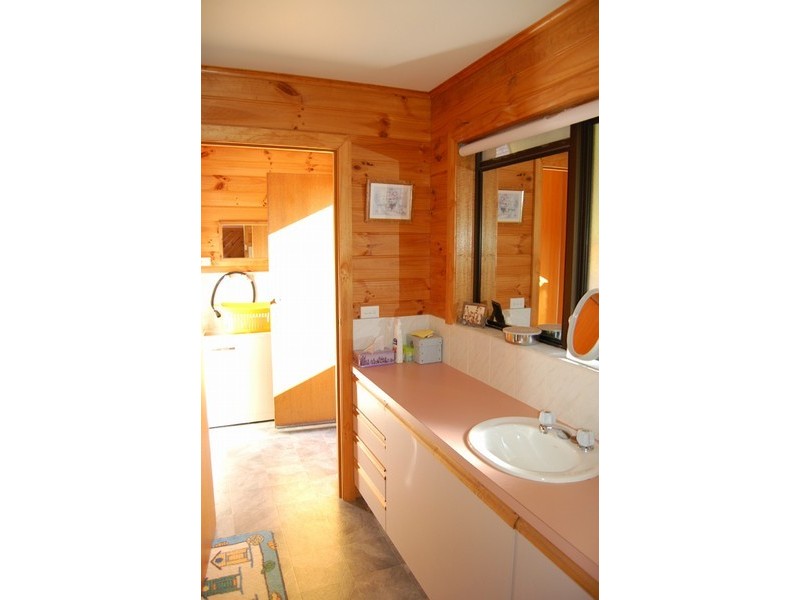 5 Dumbleton Street, Hawley Beach TAS 7307