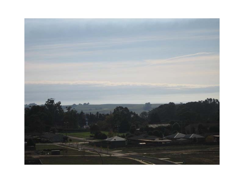 19 McCall Terrace, Devonport TAS 7310