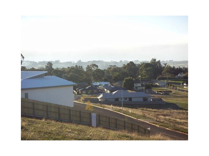 19 McCall Terrace, Devonport TAS 7310