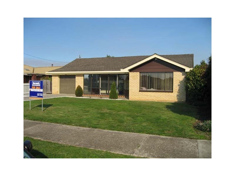 17 Wirreecoo Avenue, Devonport TAS 7310