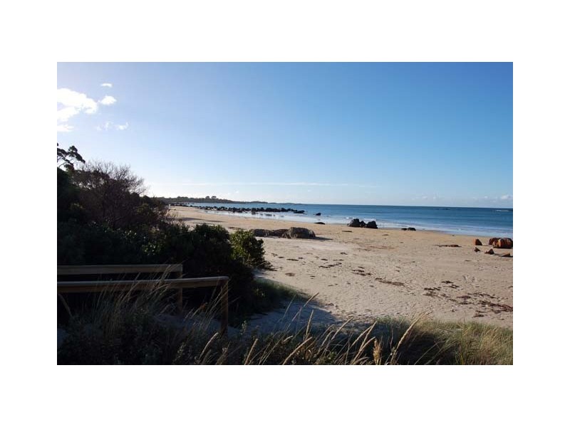 27 Hawley Esplanade, Hawley Beach TAS 7307