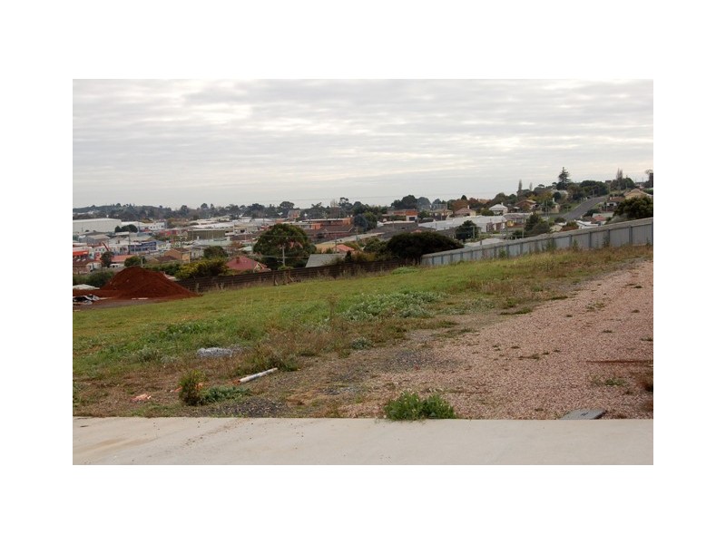 21 Young Street, East Devonport TAS 7310