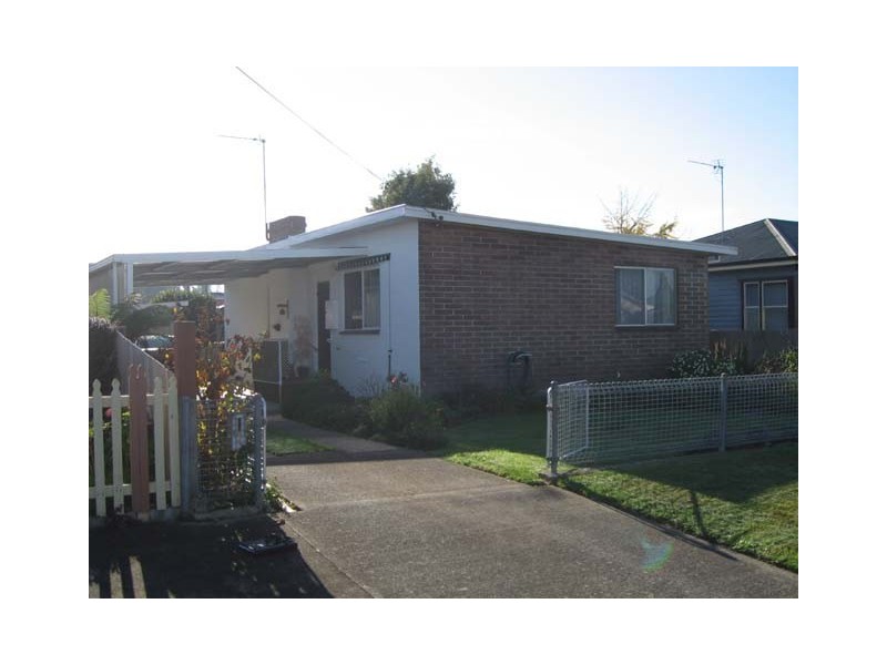 9 George Street, Latrobe TAS 7307