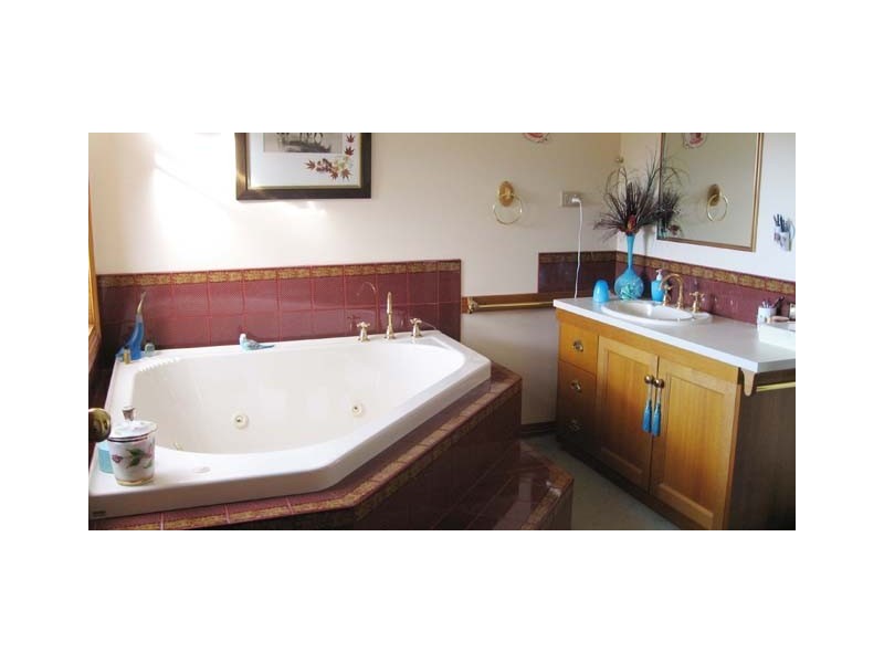 52 Cornwall Road, Acacia Hills TAS 7306