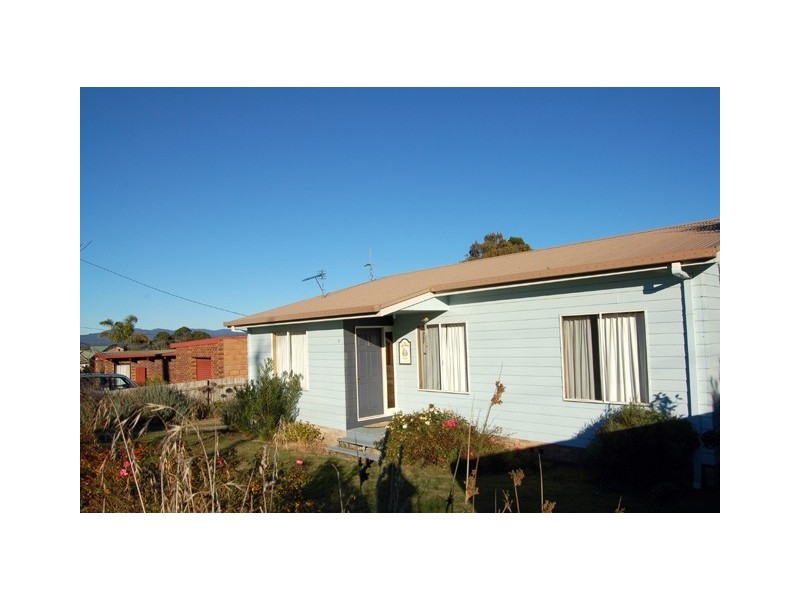 9 Dumbleton Street, Hawley Beach TAS 7307