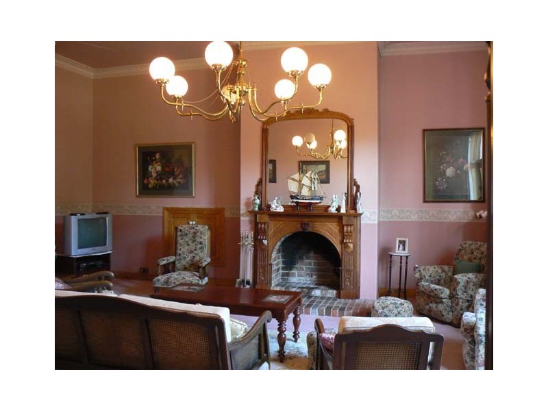 13 Rundle Road, Devonport TAS 7310