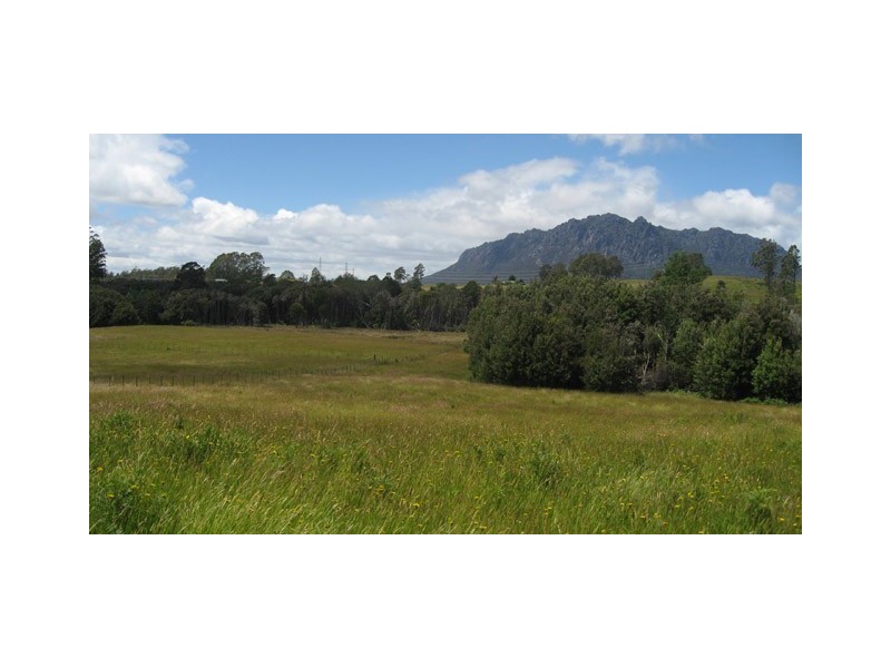 2 Mays Road, Sheffield TAS 7306