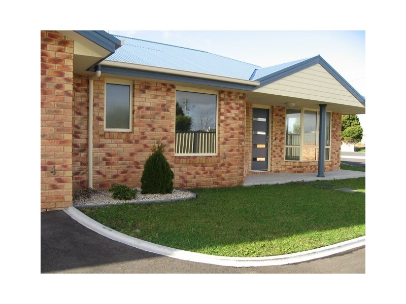 1/32 Nicholls Street, Devonport TAS 7310