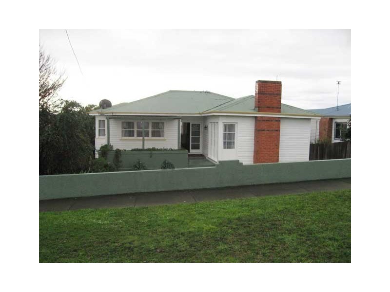 186 Steele Street, Devonport TAS 7310