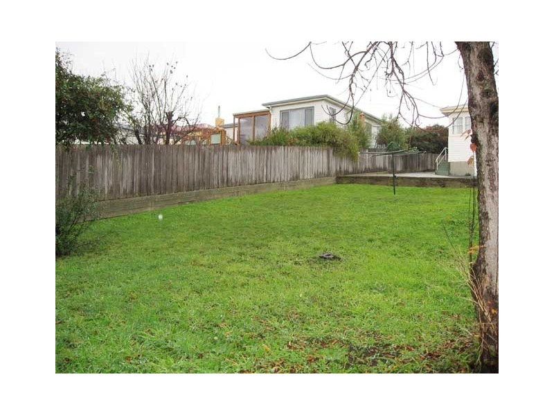 186 Steele Street, Devonport TAS 7310
