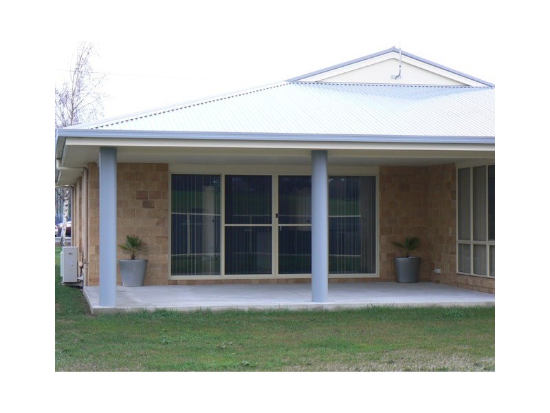 130D Main st, Sheffield TAS 7306