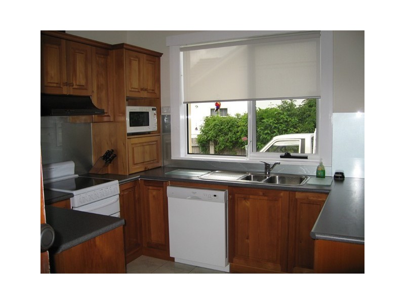 11 George Street, Devonport TAS 7310