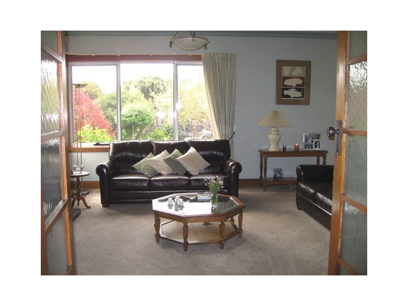 11 George Street, Devonport TAS 7310