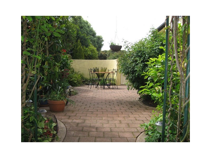11 George Street, Devonport TAS 7310