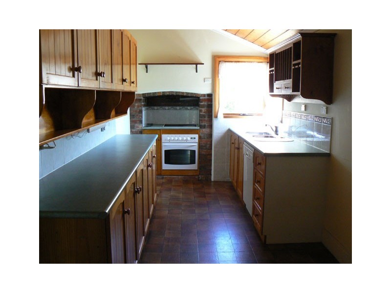 94 Wenvoe St, Devonport TAS 7310