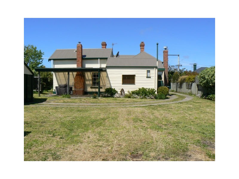 94 Wenvoe St, Devonport TAS 7310
