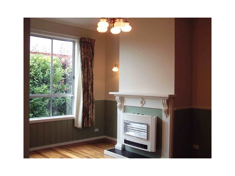 20 Sumberg Street, Devonport TAS 7310