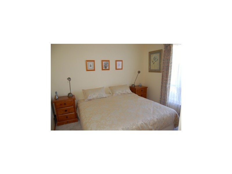 12/1 Seahaven Crescent, Shearwater TAS 7307