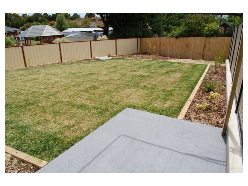 2/2 Gatenby Drive, Devonport TAS 7310