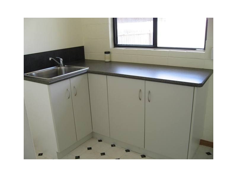 2/86 Lovett Street, Devonport TAS 7310