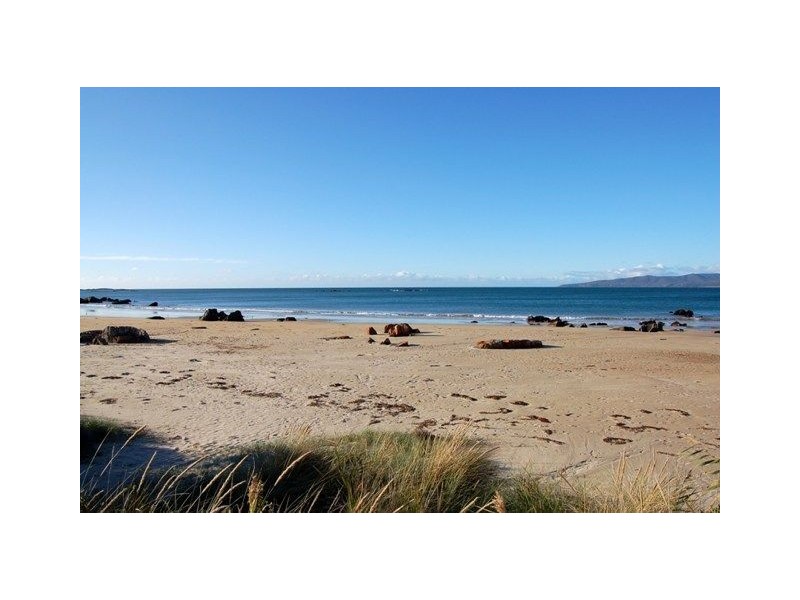27 Hawley Esplanade, Hawley Beach TAS 7307