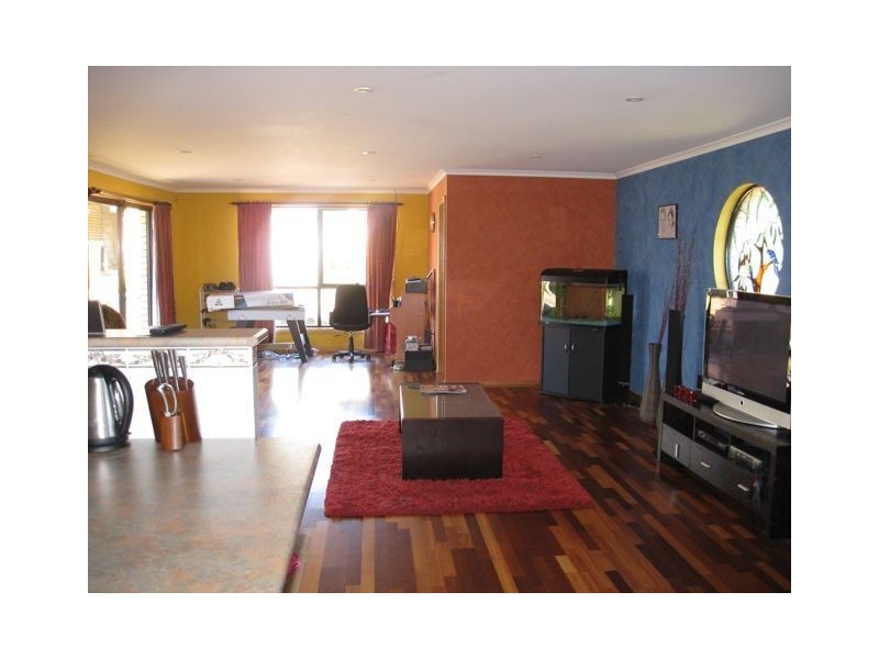 2 Tucker Avenue, Devonport TAS 7310