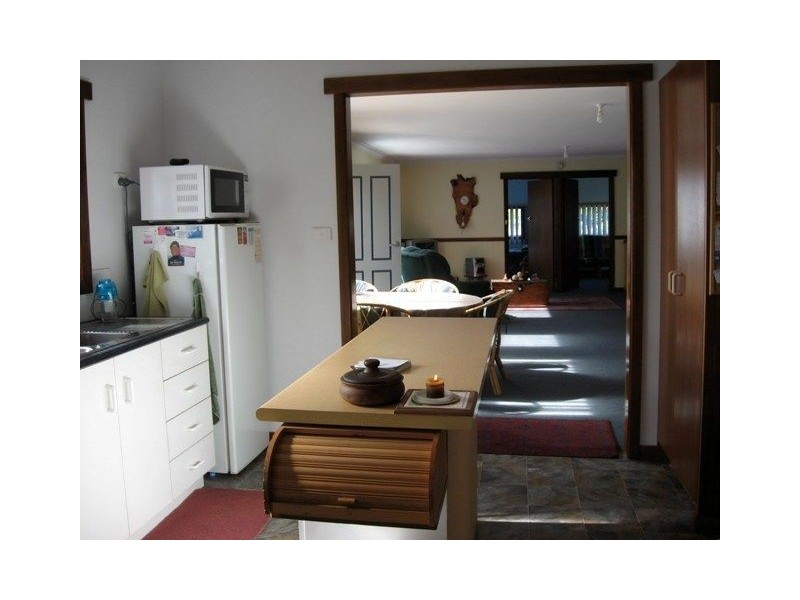 Squeaking Point TAS 7307