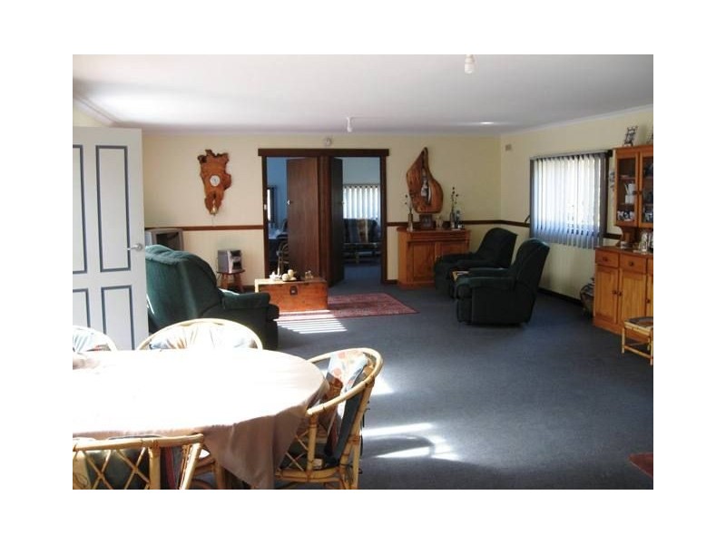 Squeaking Point TAS 7307