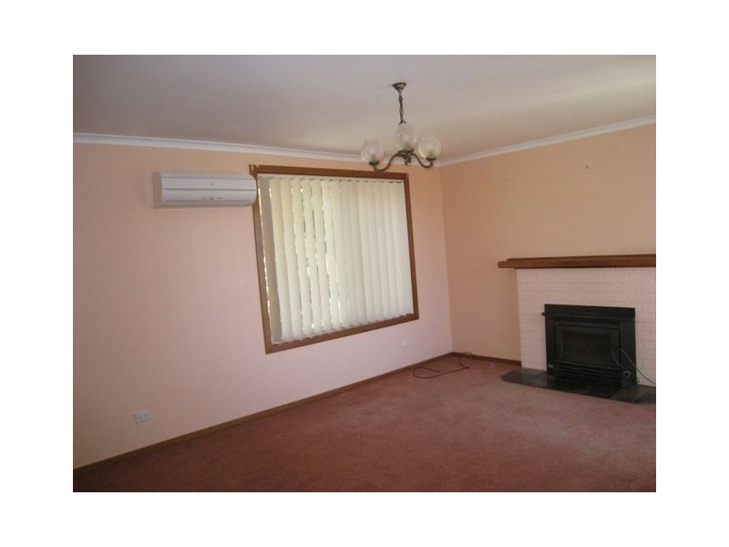 7 Yaxley Street, Penguin TAS 7316