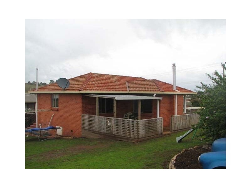 32 Triton Road, East Devonport TAS 7310