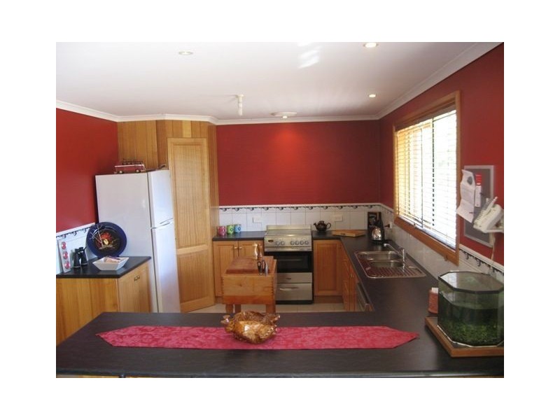 59 Neilsens Road, Devonport TAS 7310
