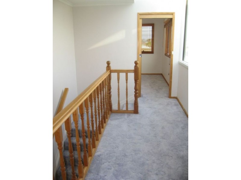 18 Valley Road, Devonport TAS 7310