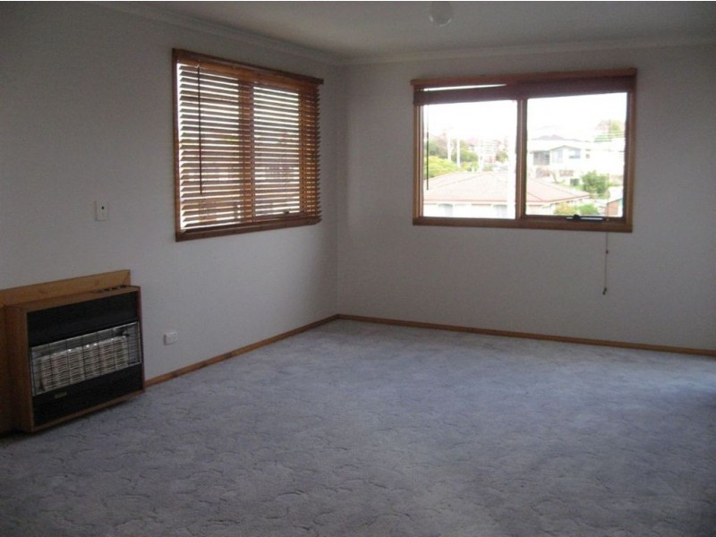 18 Valley Road, Devonport TAS 7310