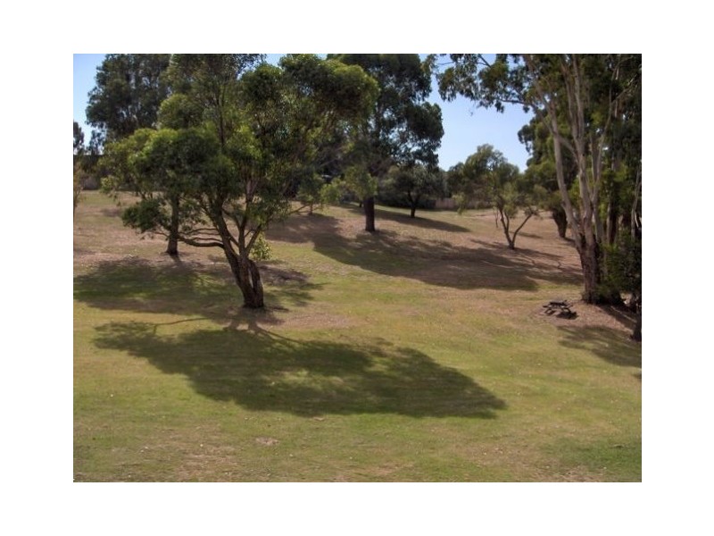 25 Coomera Crescent, Devonport TAS 7310