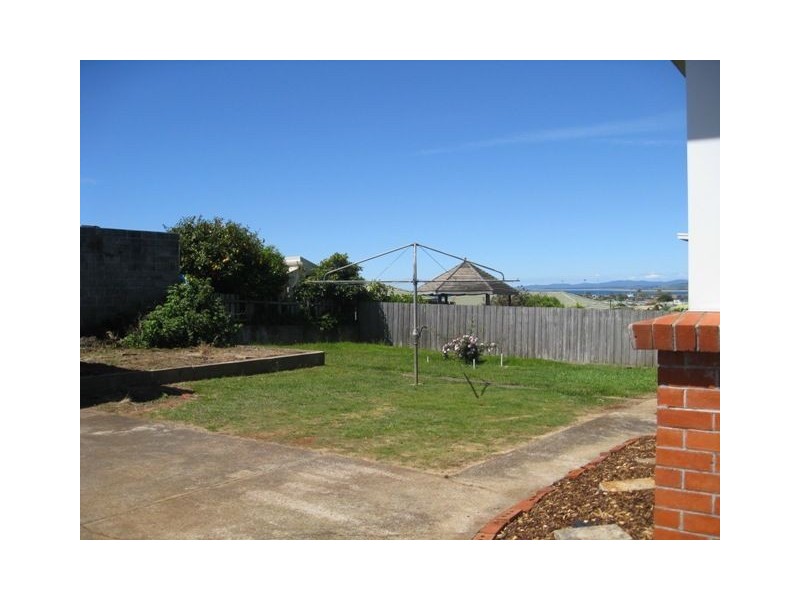104 Nicholls Street, Devonport TAS 7310
