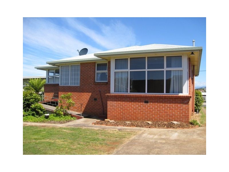 104 Nicholls Street, Devonport TAS 7310