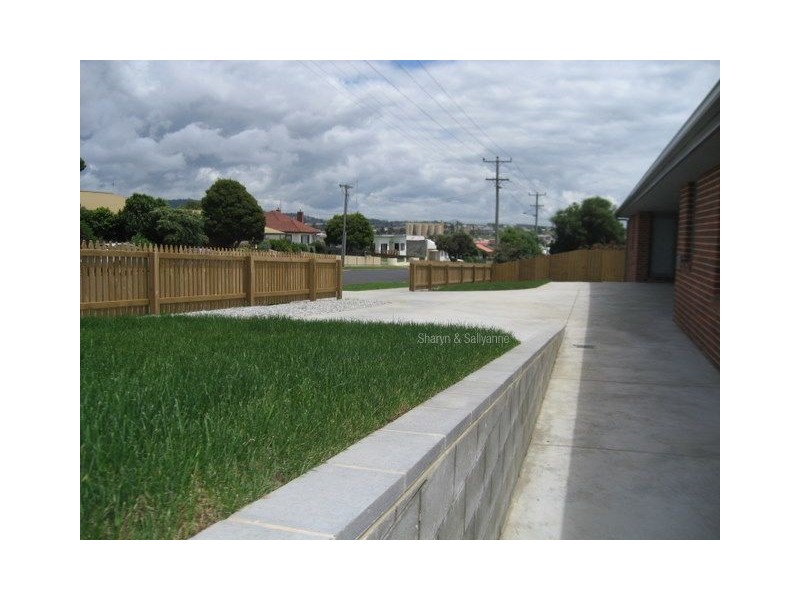 Unit 2/100 Mary Street, East Devonport TAS 7310
