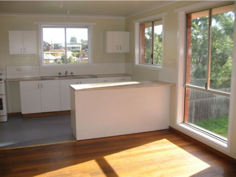 62 Morris Avenue, Devonport TAS 7310