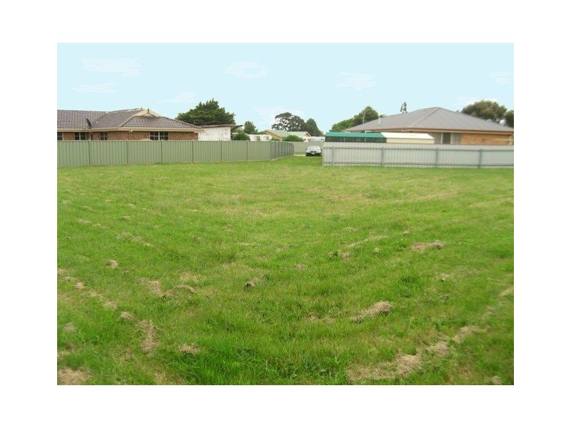 2 Grants Court, Turners Beach TAS 7315