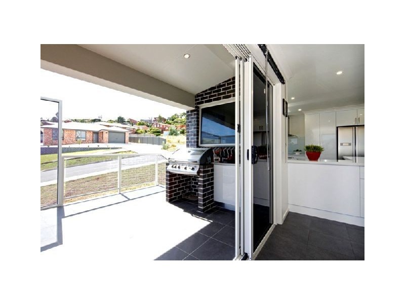 19 Georgiana Street, Devonport TAS 7310