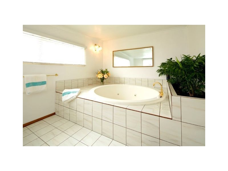 13 George Street, Devonport TAS 7310