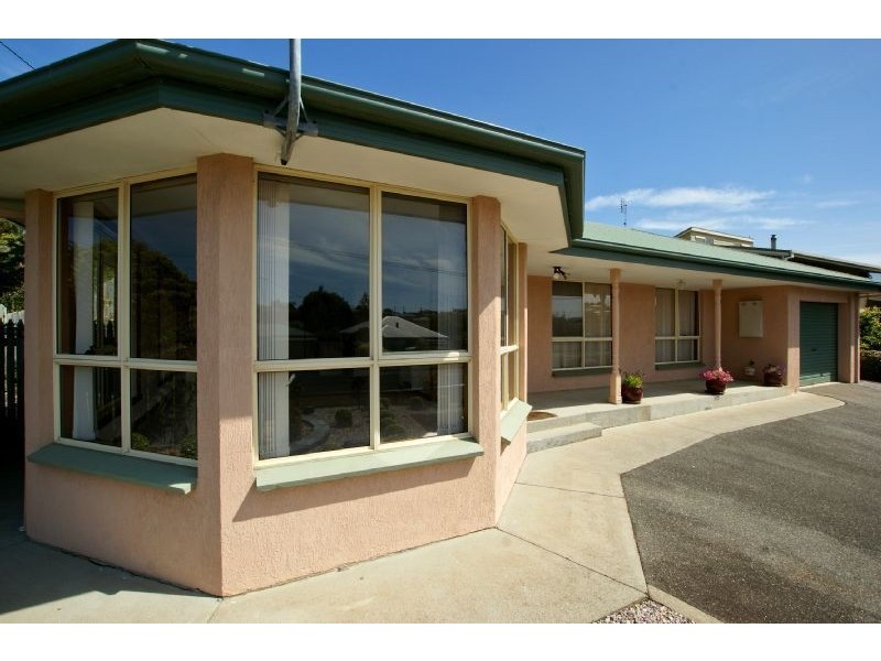 185 Steele Street, Devonport TAS 7310