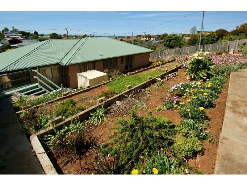 185 Steele Street, Devonport TAS 7310